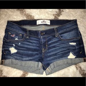 Medium wash distressed Hollister shorts